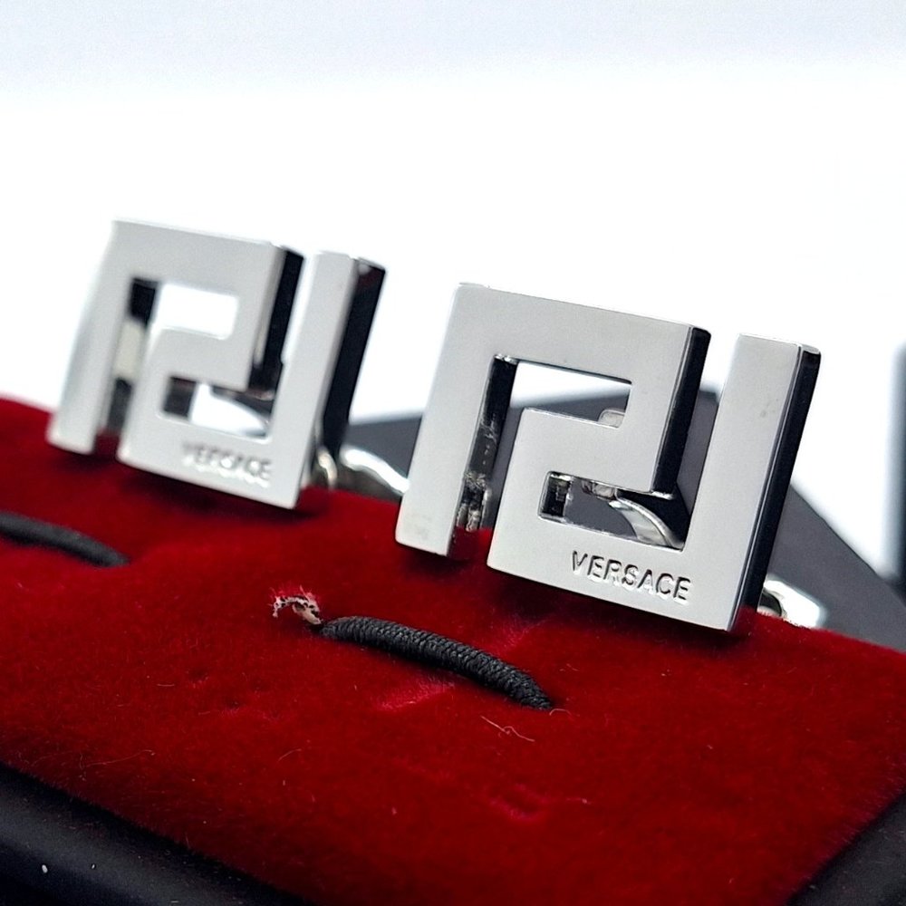 Versace  Greek Key Geometric Pattern Silver Cuff Links with Cufflink Box